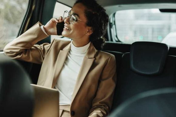 Réserver un taxi pour un déplacement professionnel à Vienne. Taxis SARZIER